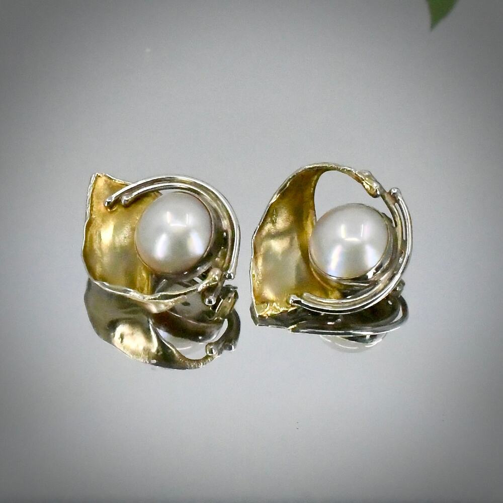 Vint. Avi Soffer Israel Sterling Silver Gold Vermeil 14.5mm Pearl Clip Earrings